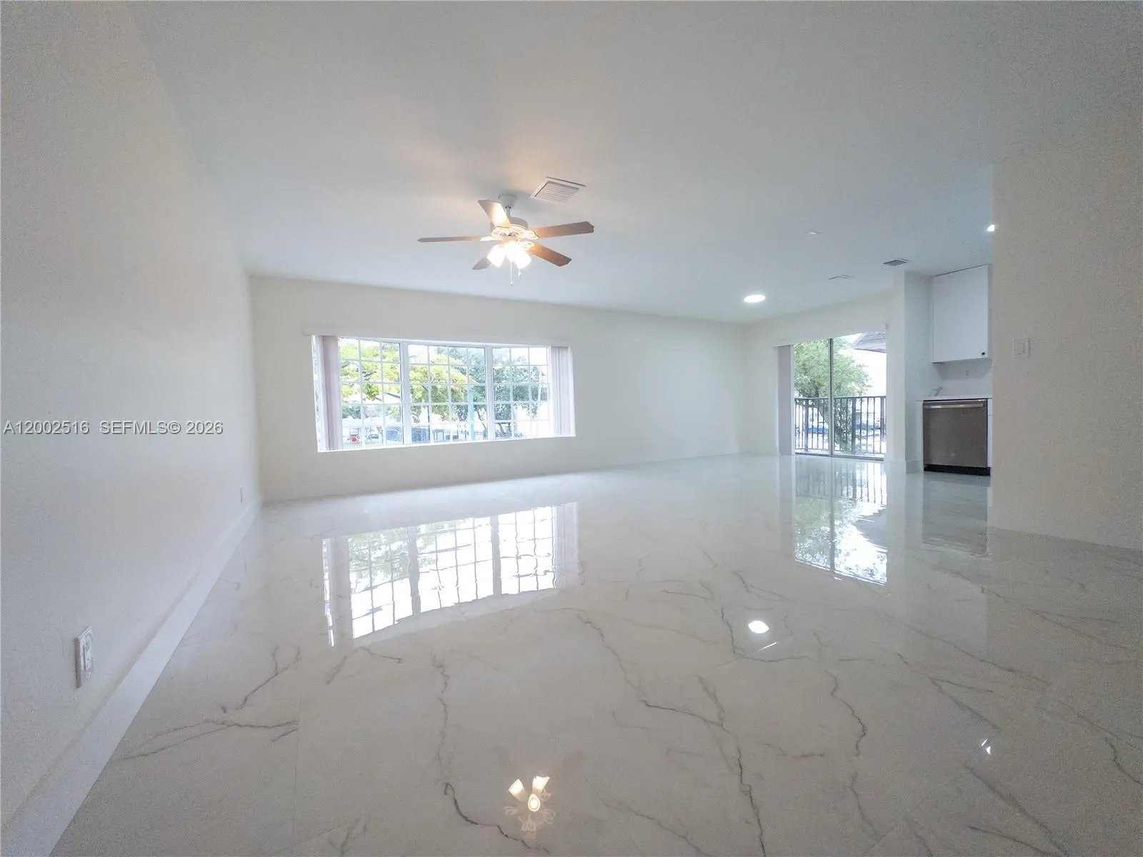 5400 NW 18th St # 3N, Lauderhill FL 33313