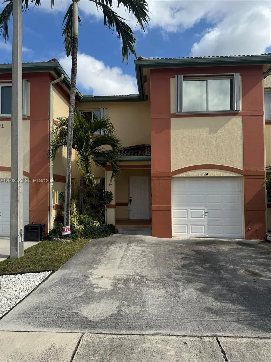 3891 SW 146 ct # 14, Miami FL 33185