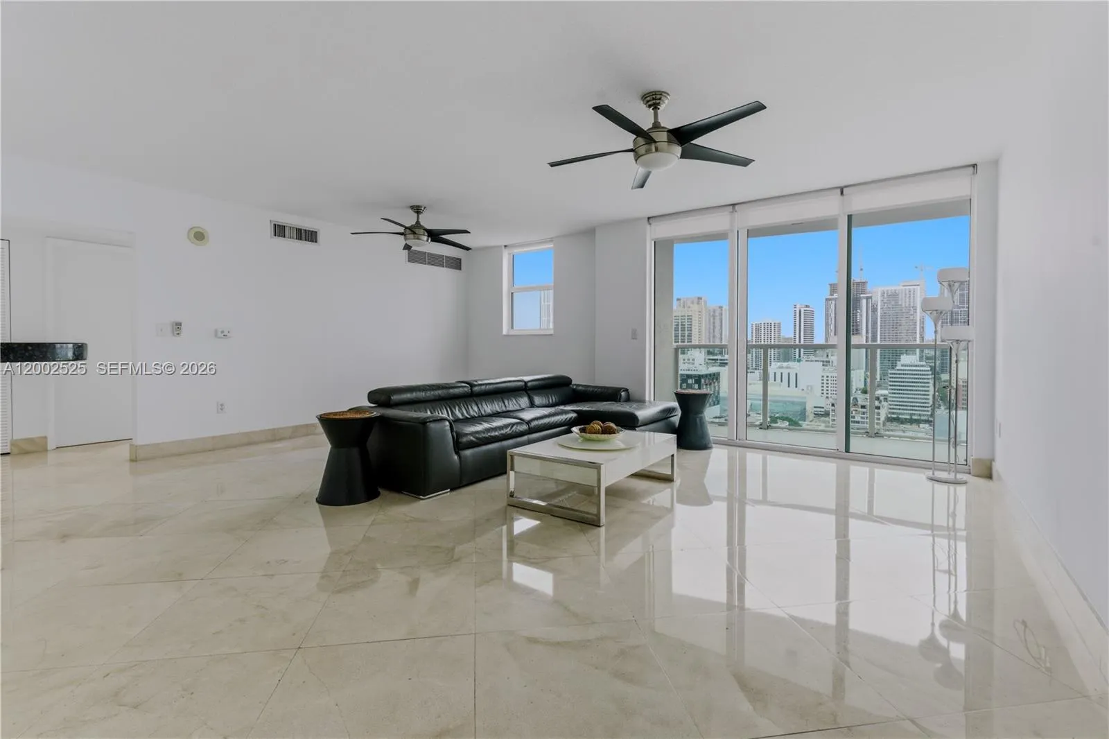 31 SE 5th St # 2301, Miami FL 33131