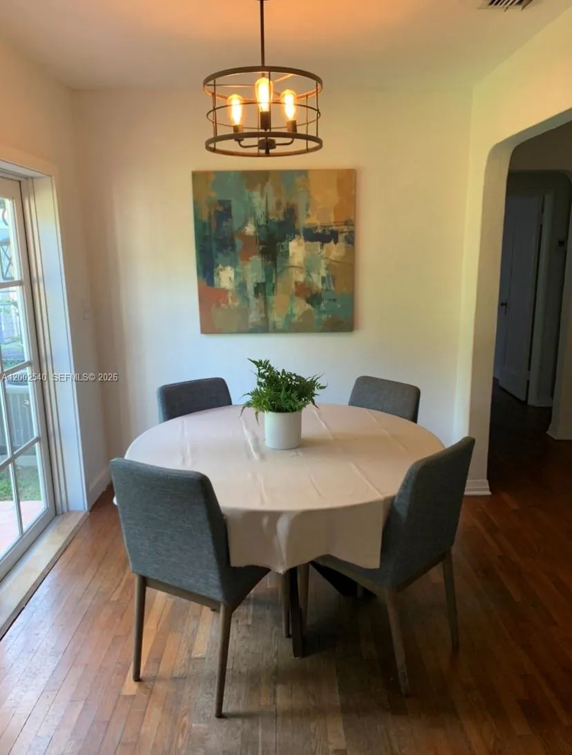 4619 SW 10th St, Miami FL 33134