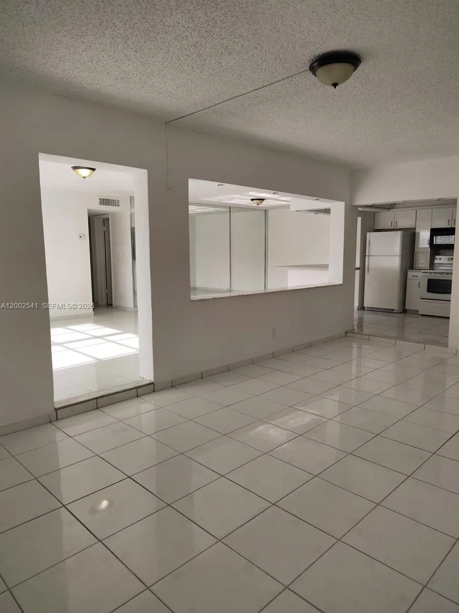 200 NE 12th Ave # 1C, Hallandale Beach FL 33009