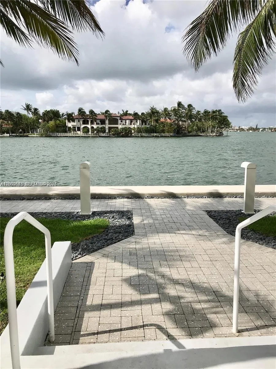 6700 Indian Creek Dr # 1005, Miami Beach FL 33141