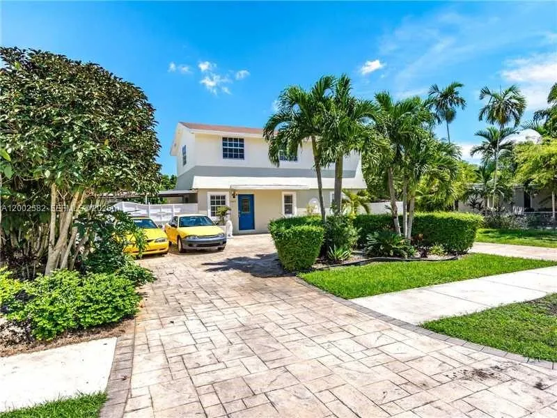 5025 SW 98th Avenue Rd, Miami FL 33165