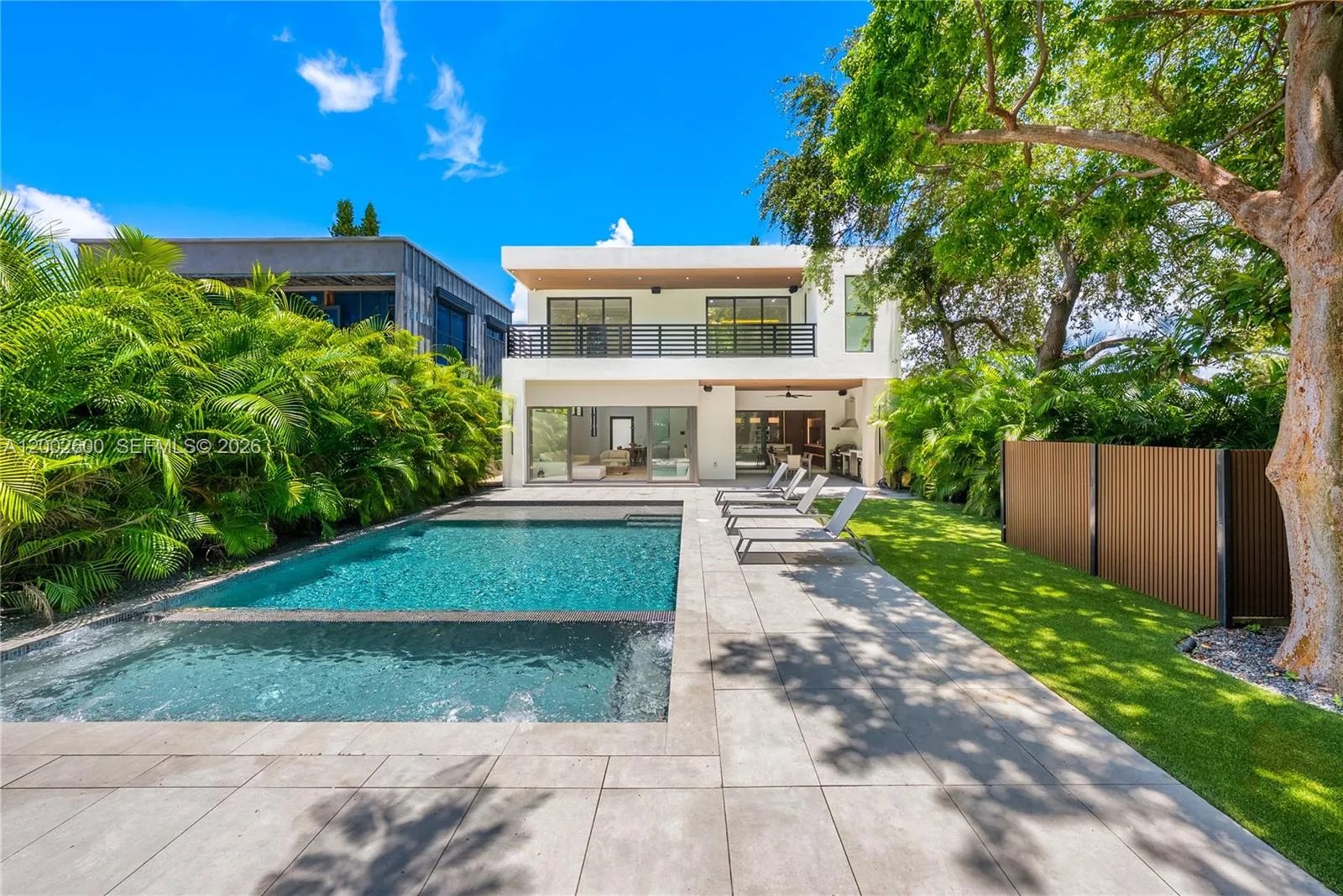 260 NW 47th St, Miami FL 33127