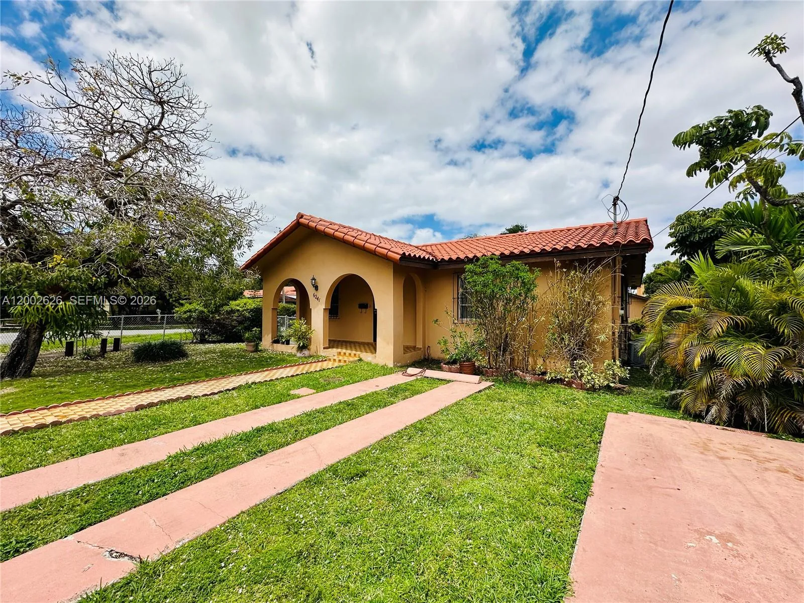 6241 SW 2nd St # 6241, Miami FL 33144