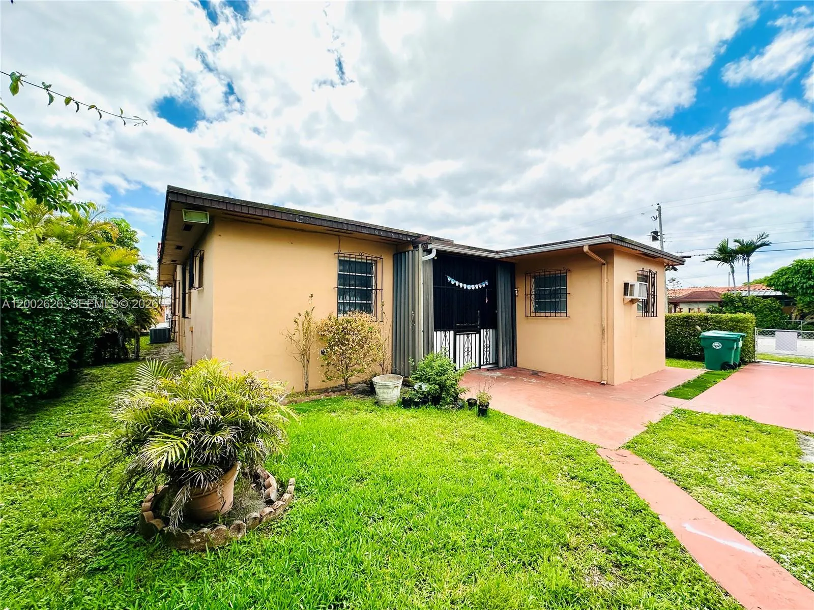 6241 SW 2nd St # 6241, Miami FL 33144