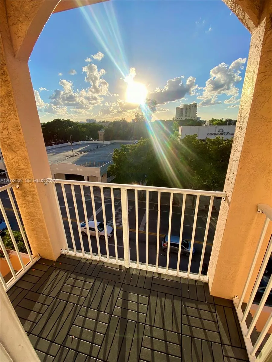 199 SW 12th Ave # C, Miami FL 33130