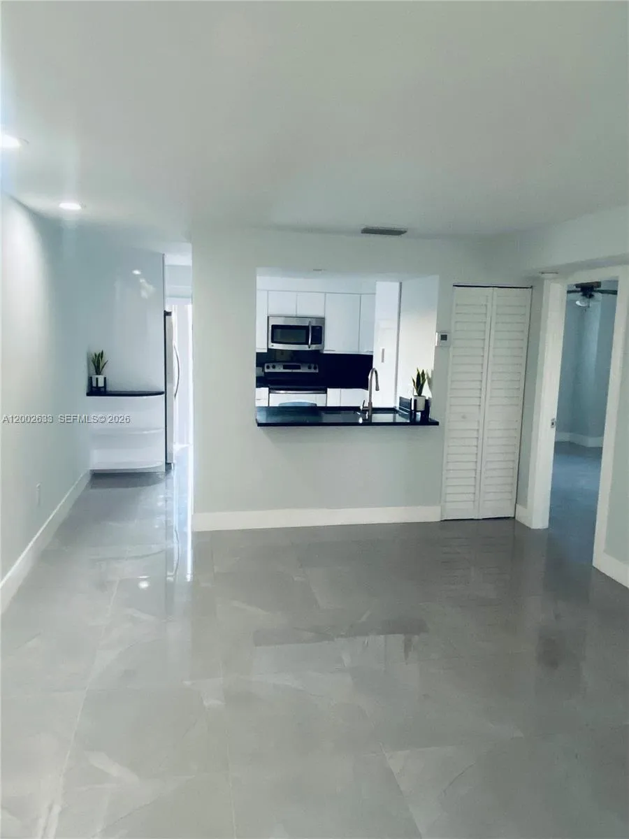 199 SW 12th Ave # C, Miami FL 33130