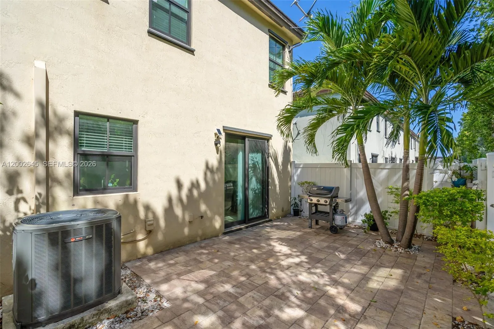 10371 W 32nd Ln, Hialeah FL 33018