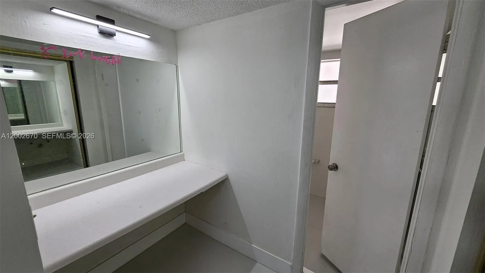 871 NE 195 ST # 204, Miami FL 33179