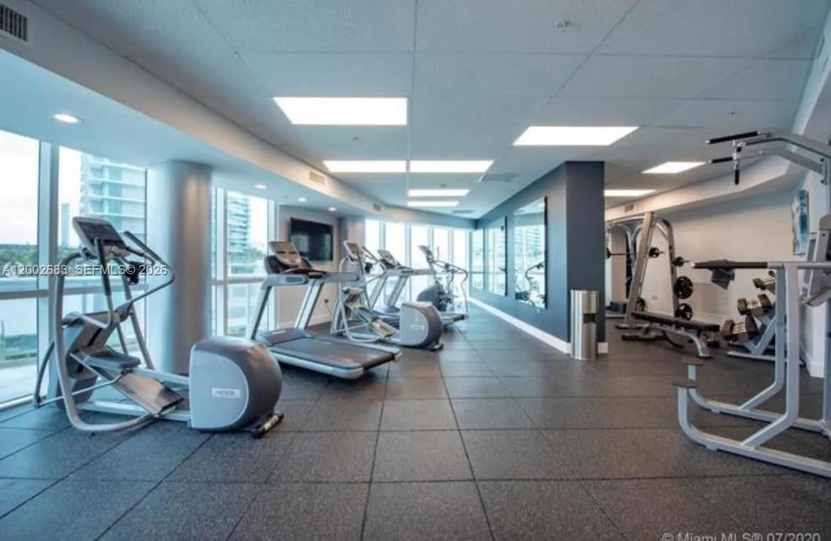 480 NE 30th St # 903, Miami FL 33137