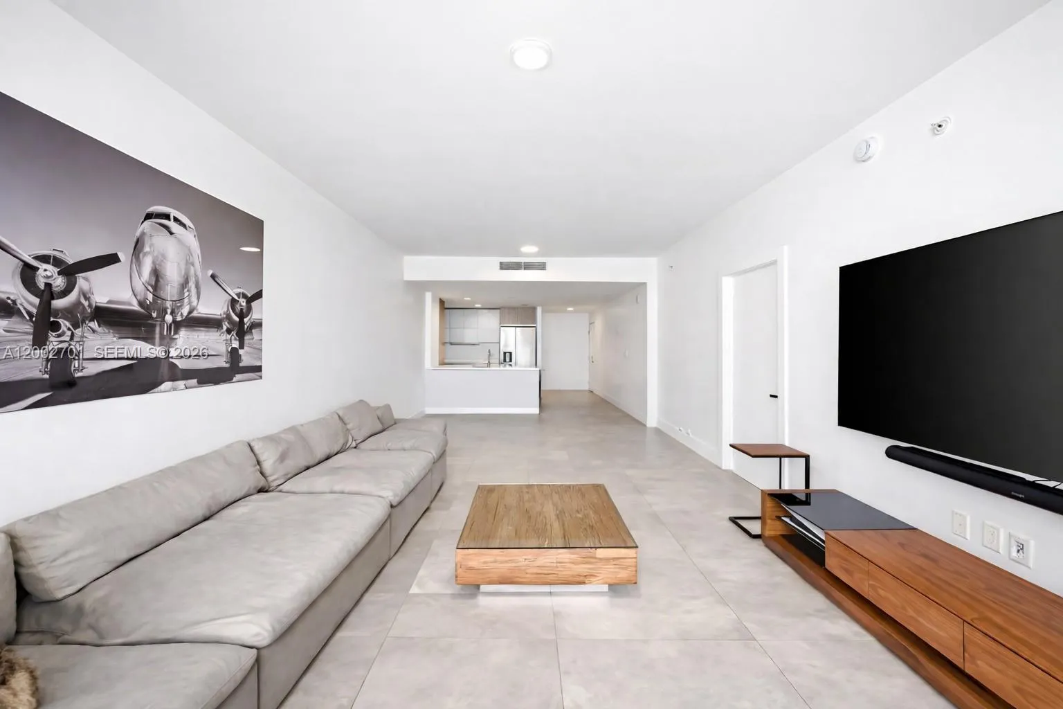 600 NE 27th St # 1002, Miami FL 33137