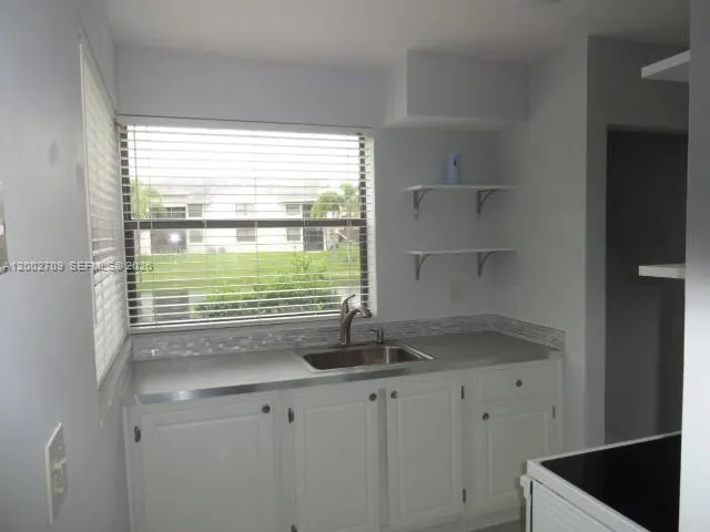 1190 Washington Cir # 1190J, Homestead FL 33034
