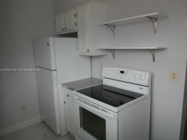 1190 Washington Cir # 1190J, Homestead FL 33034