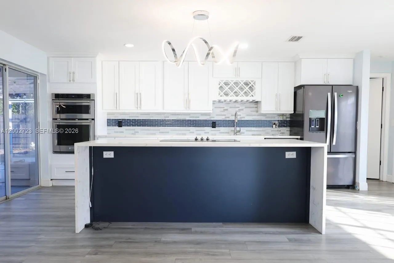 1206 SE 23rd PL,, Cape Coral FL 33990