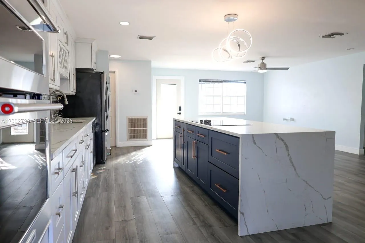 1206 SE 23rd PL,, Cape Coral FL 33990