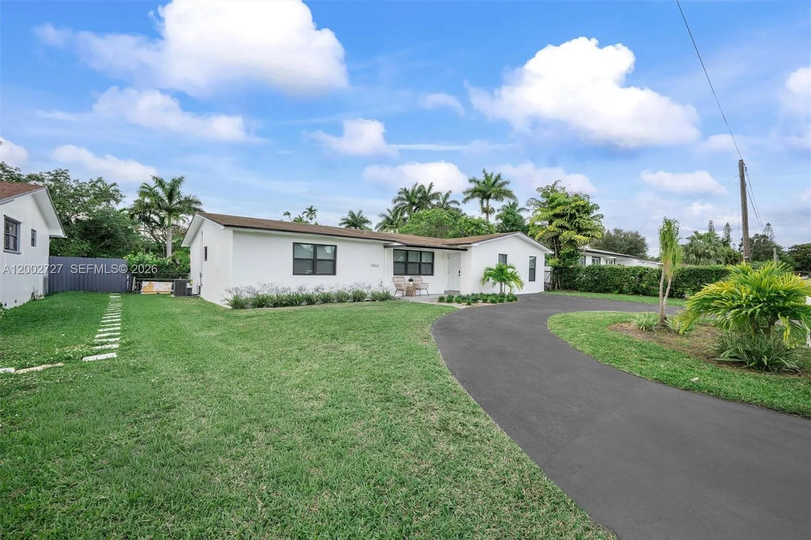 14760 S Spur Dr, Miami FL 33161