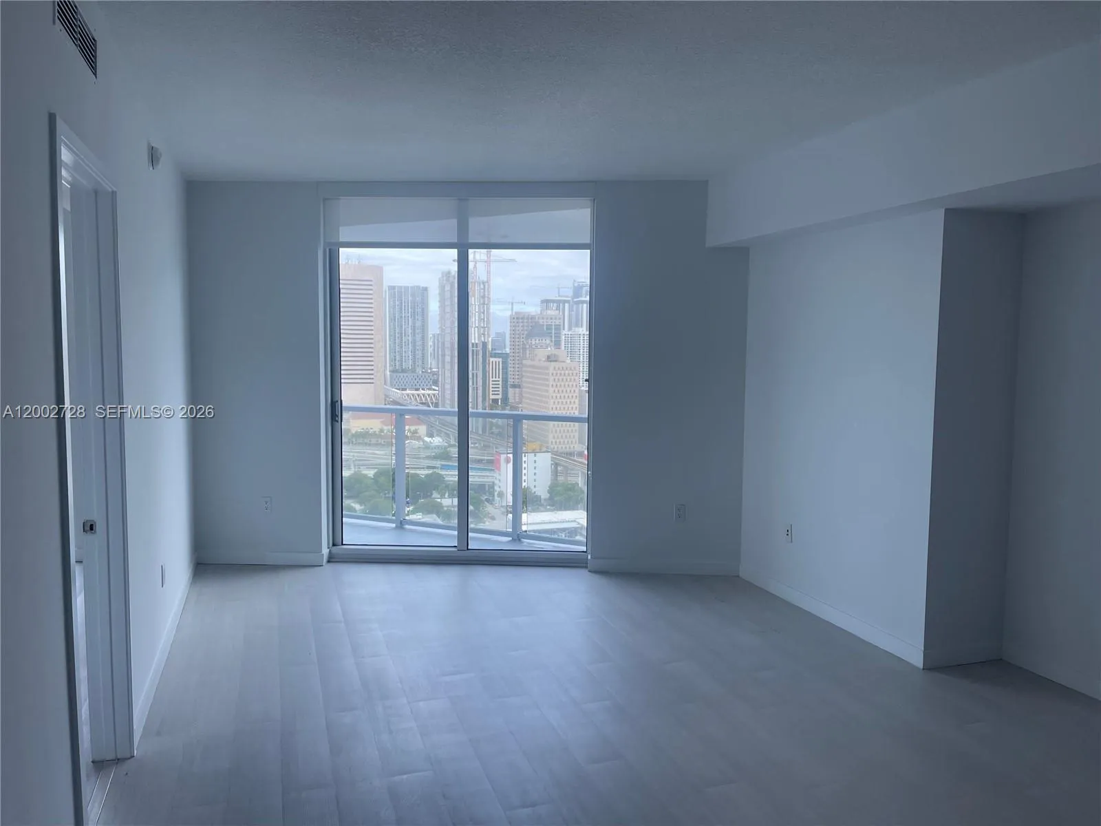 185 SW 7th St # 2705, Miami FL 33130