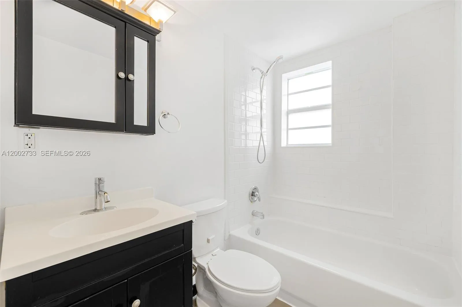 1876 SW 11th Ter # 302, Miami FL 33135