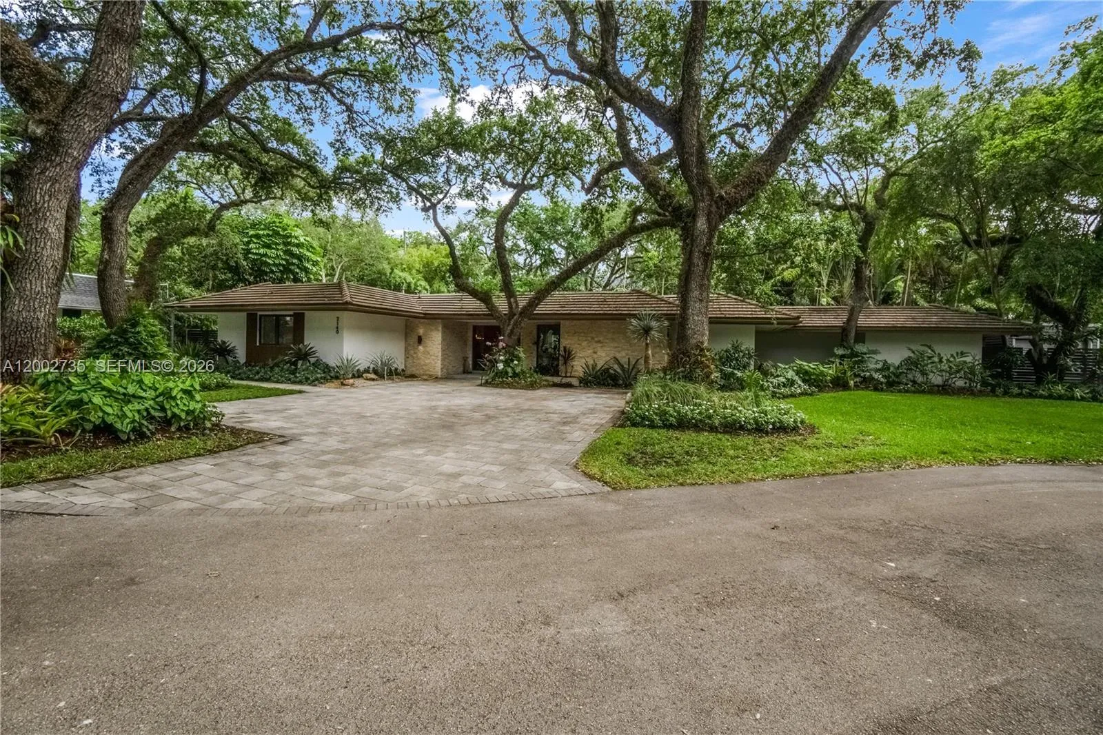 2140 NE 190th Ter, Miami FL 33179