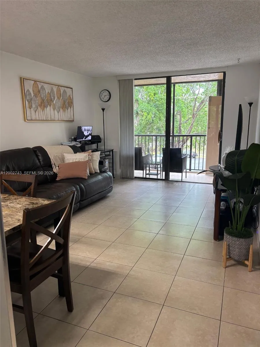 14421 N Kendall Dr # 307M, Miami FL 33186