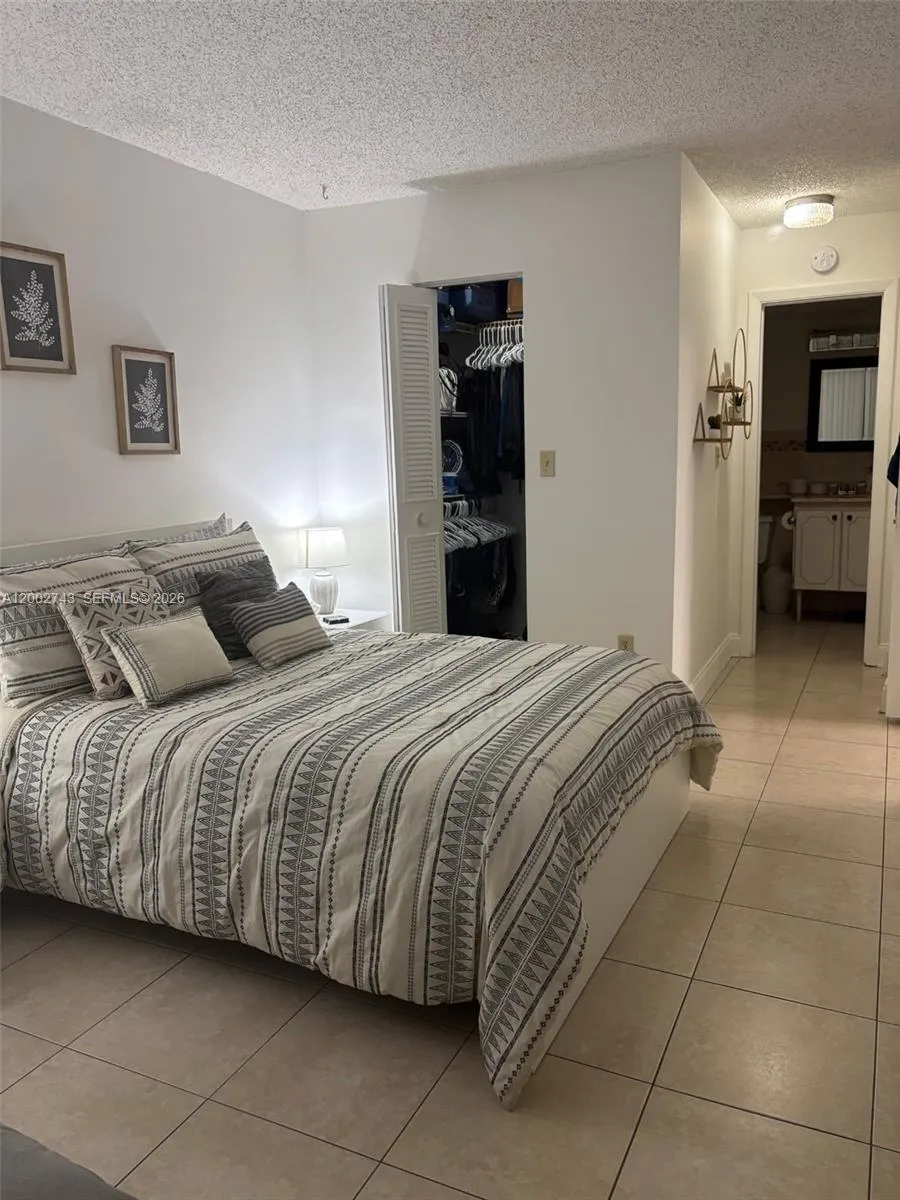 14421 N Kendall Dr # 307M, Miami FL 33186