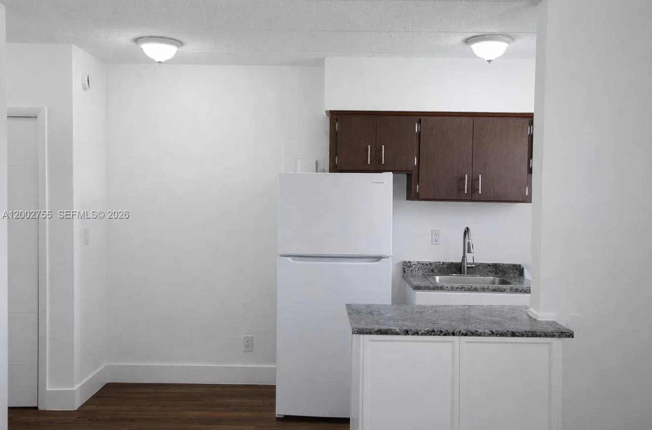 1235 W 66th St # 5, Hialeah FL 33012