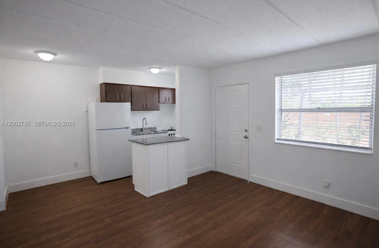 1235 W 66th St # 5, Hialeah FL 33012