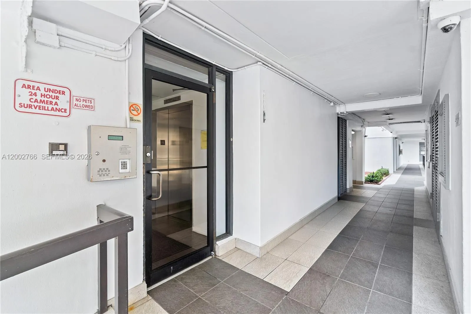 20500 W Country Club Dr # 405, Aventura FL 33180