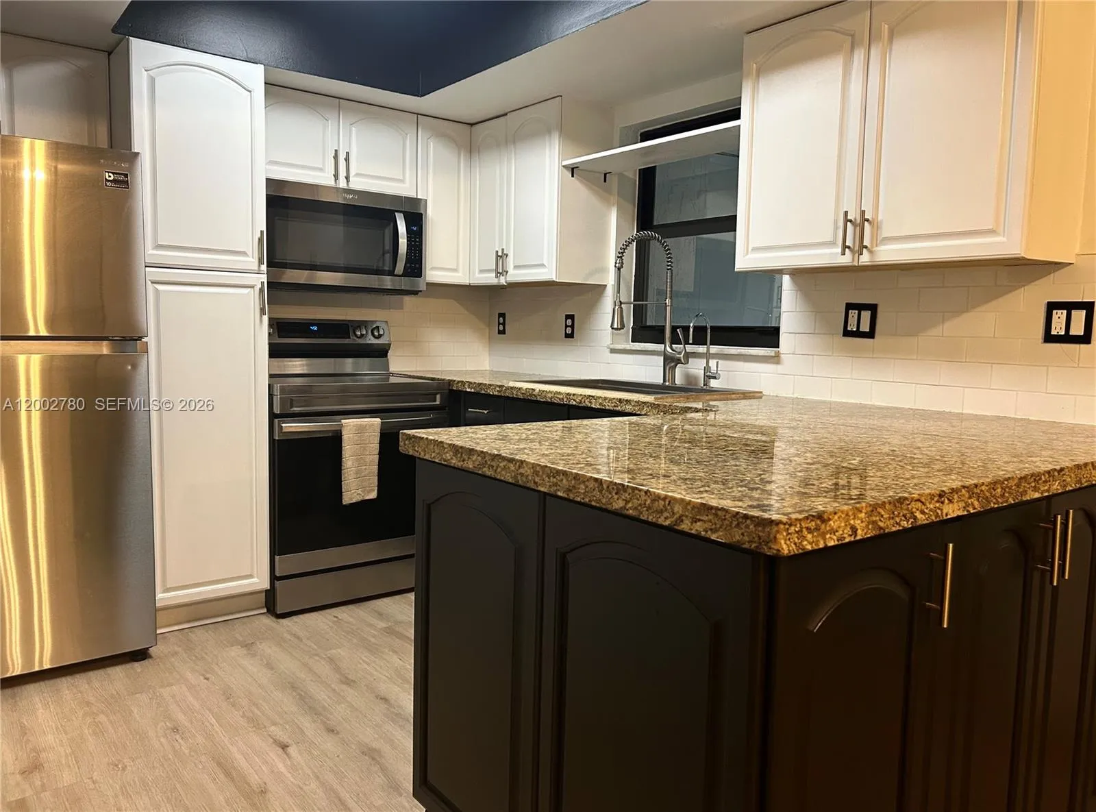 10 Laredo Pl, Davie FL 33324