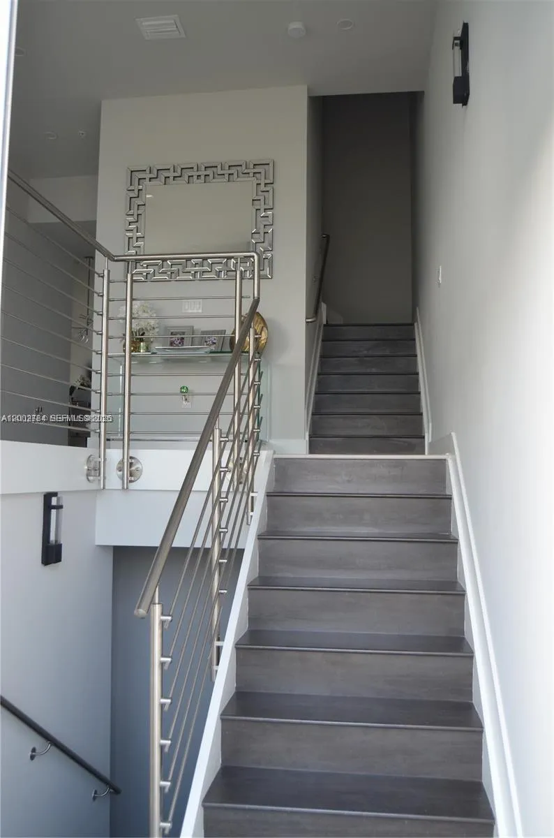 10347 NW 64th, Doral FL 33178