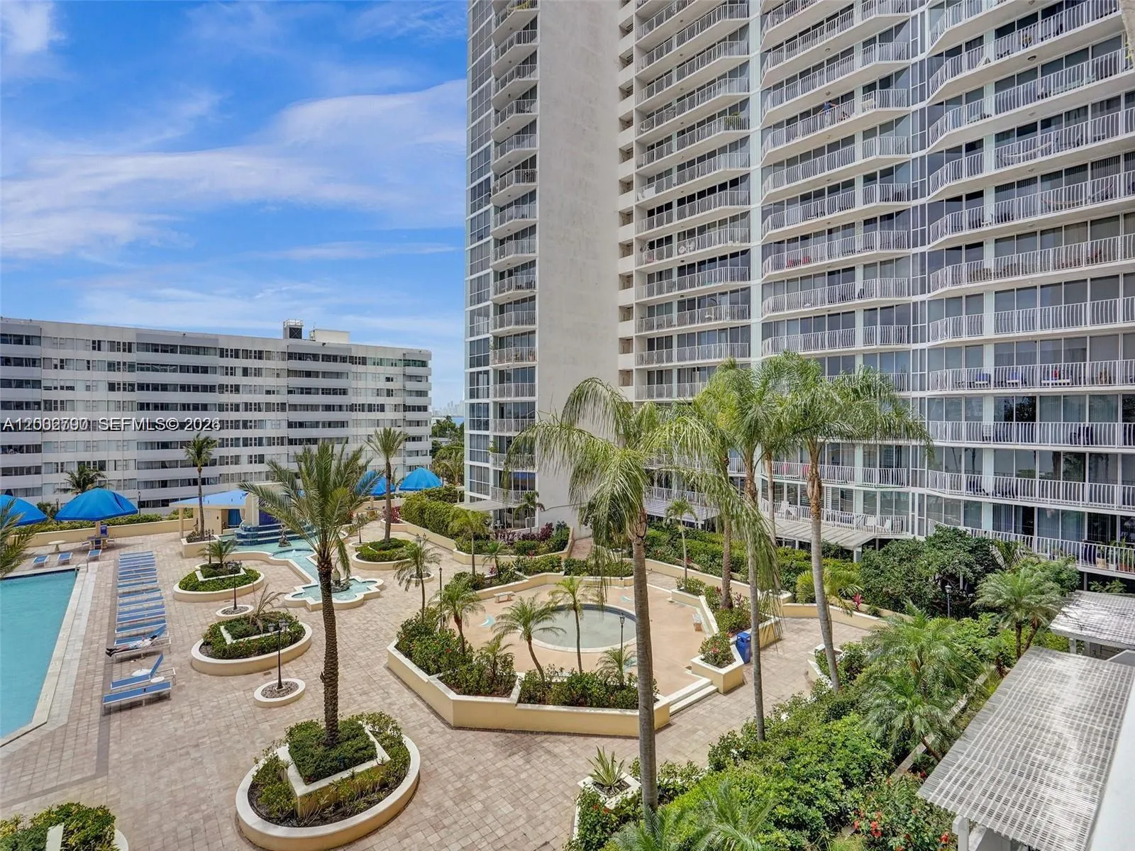 7601 E Treasure Dr # 417, North Bay Village FL 33141