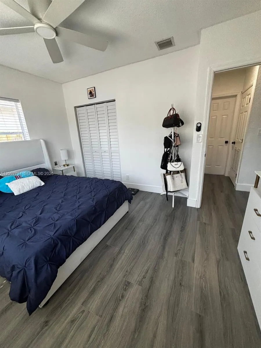 716 NW 15th Way, Fort Lauderdale FL 33311