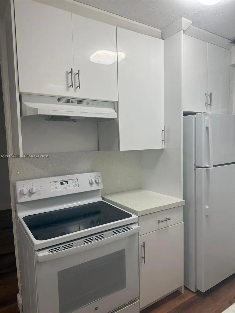 160 NE 55th St # 2, Miami FL 33137