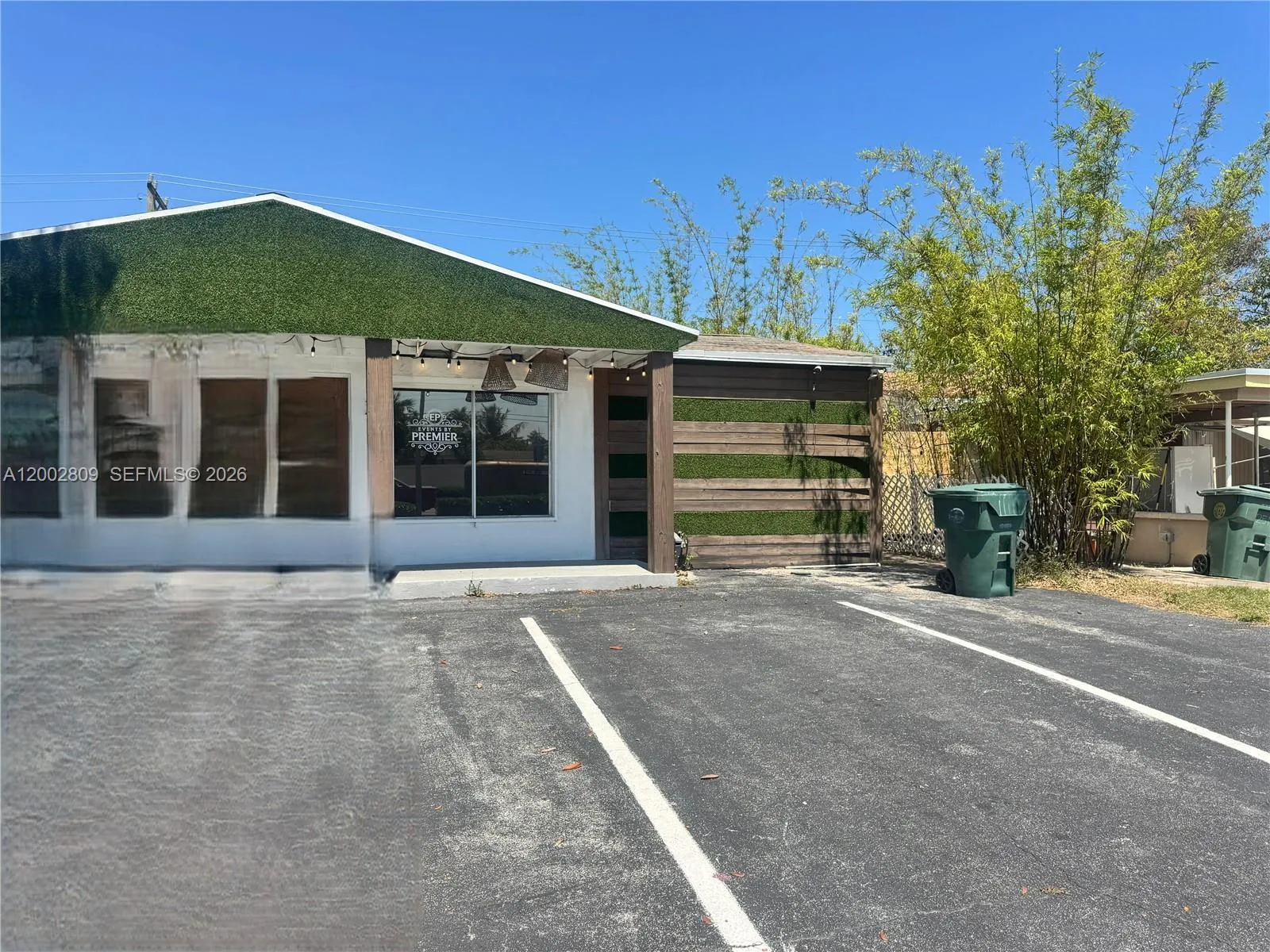 241 E Commercial Blvd, Oakland Park FL 33334