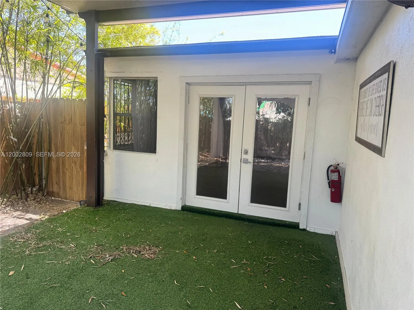 241 E Commercial Blvd, Oakland Park FL 33334