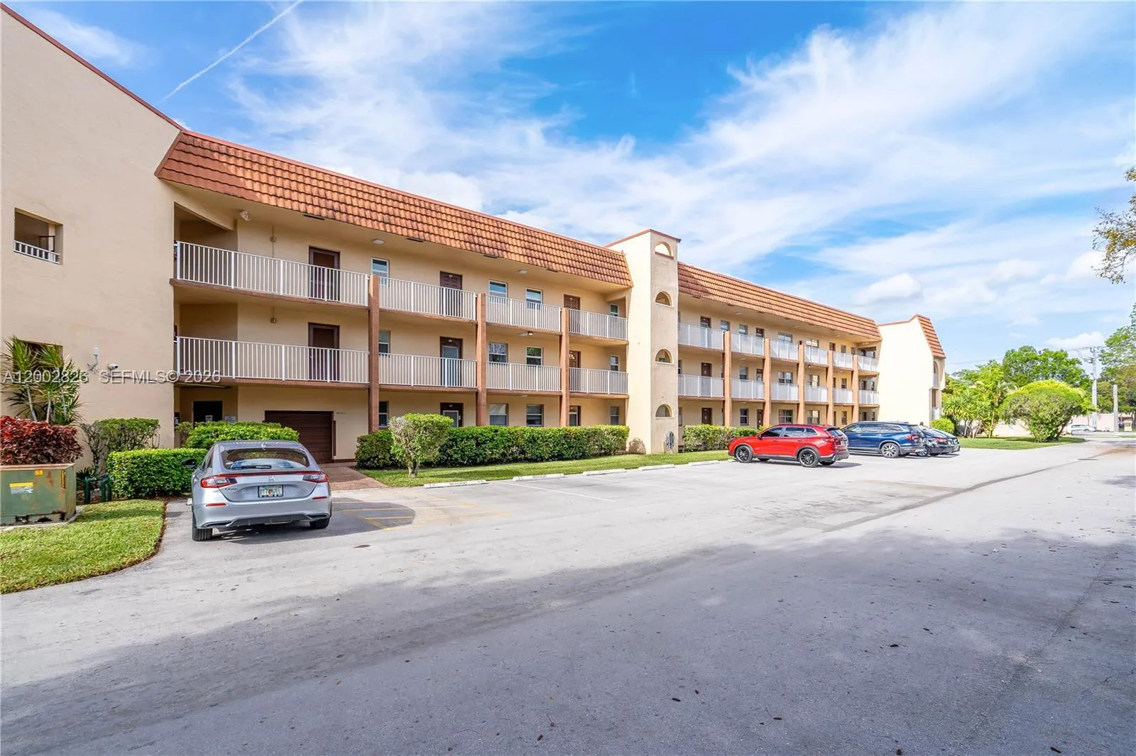 2811 N Pine Island Rd # 108, Sunrise FL 33322