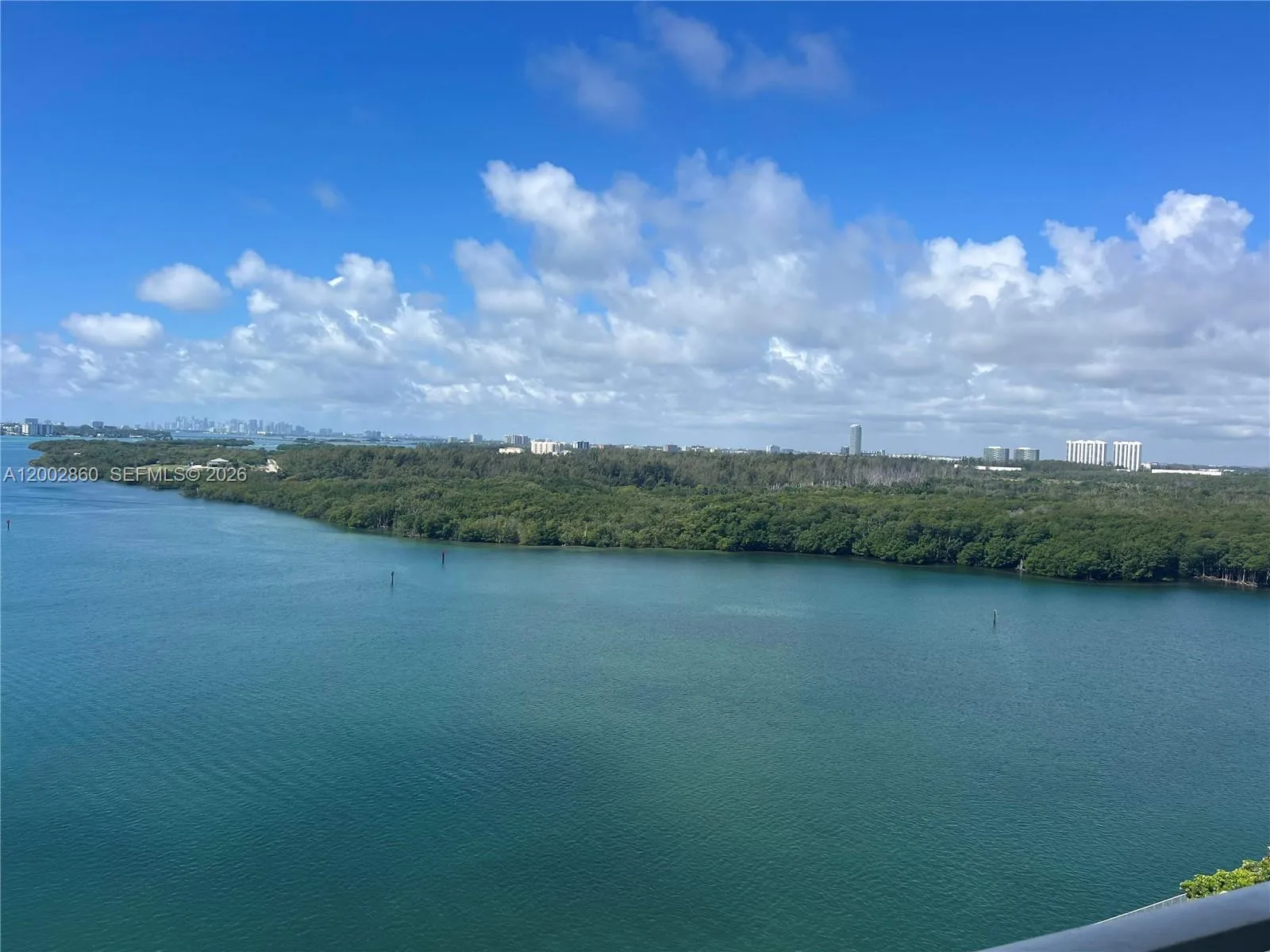 300 Bayview Dr # 1410, Sunny Isles Beach FL 33160