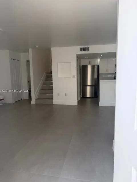 6870 SW 45th Ln # 11, Miami FL 33155