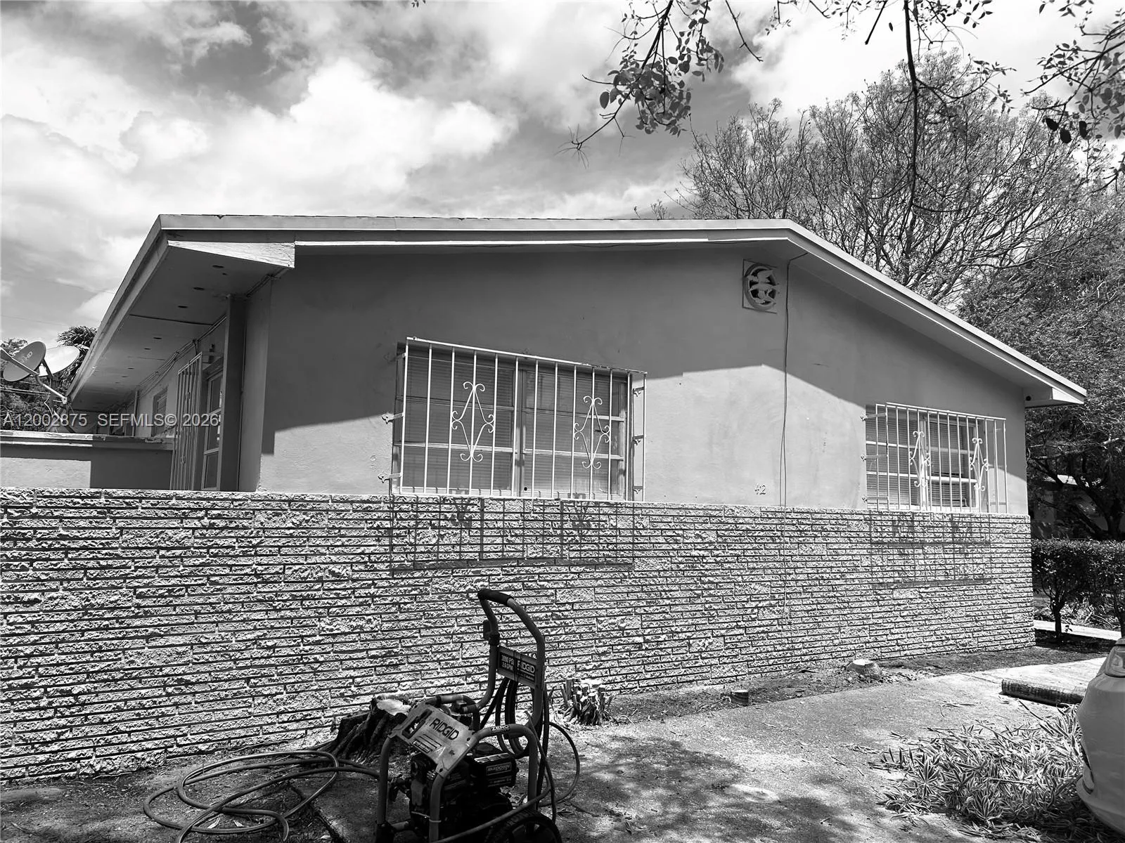 412 SW 10th St # 2, Hallandale Beach FL 33009