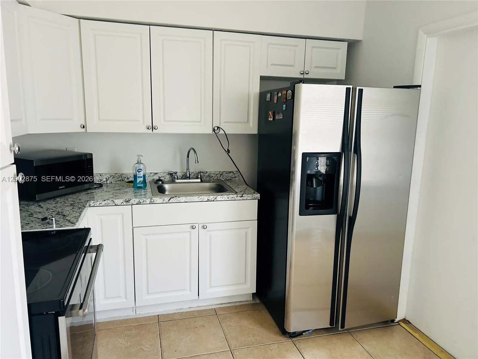 412 SW 10th St # 2, Hallandale Beach FL 33009