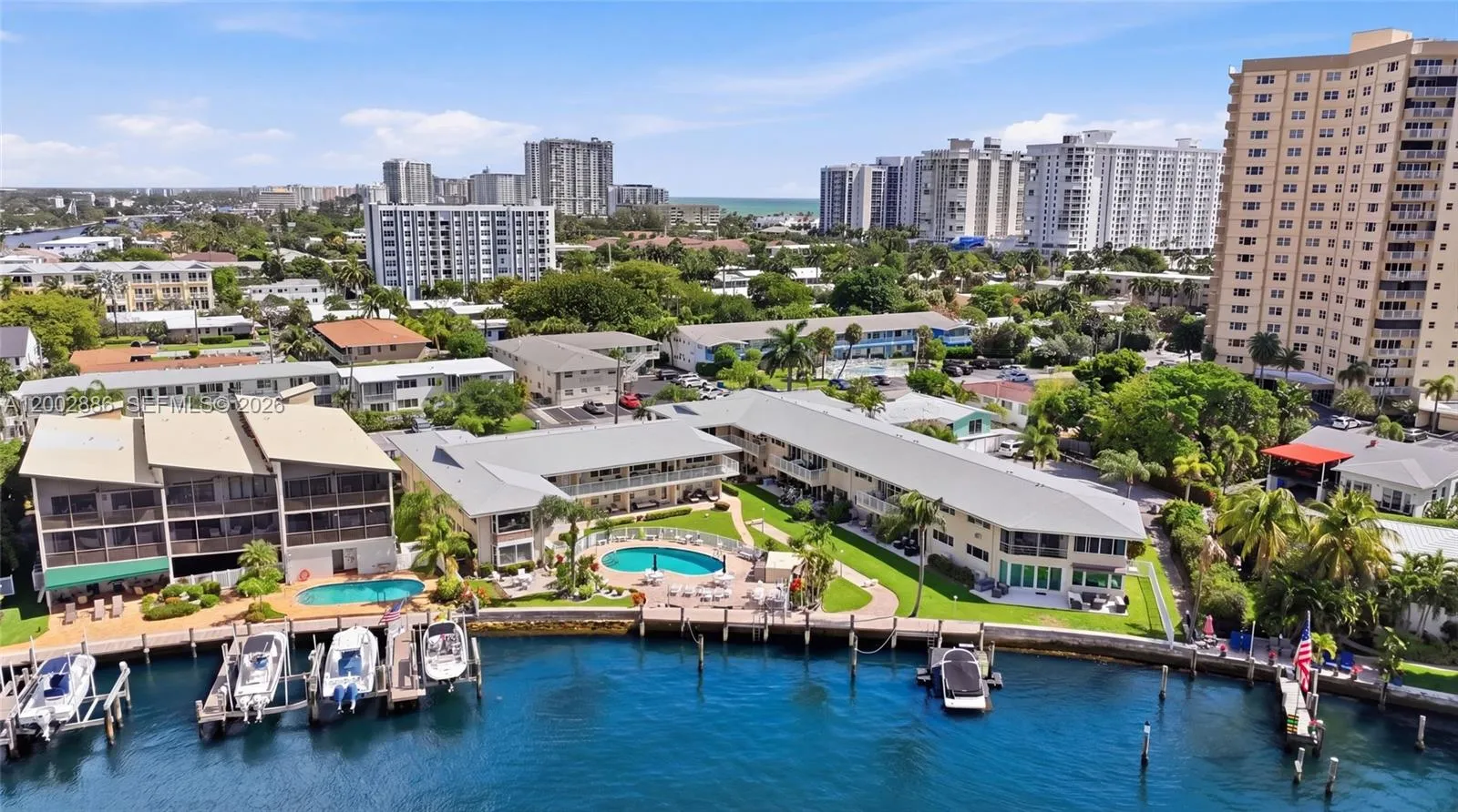 3216 SE 12th St # 8, Pompano Beach FL 33062