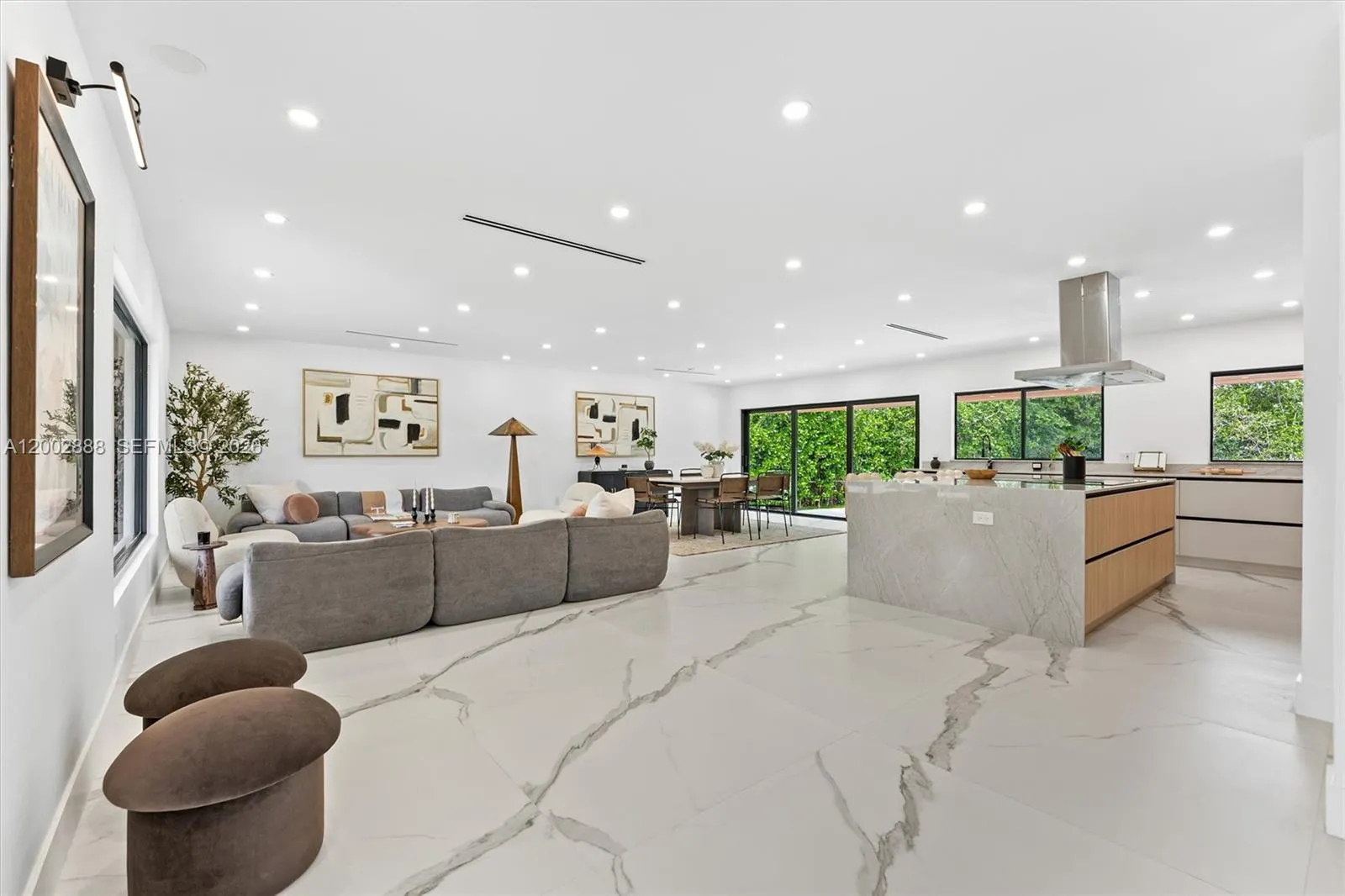 19731 NE 24th Ave, Miami FL 33180