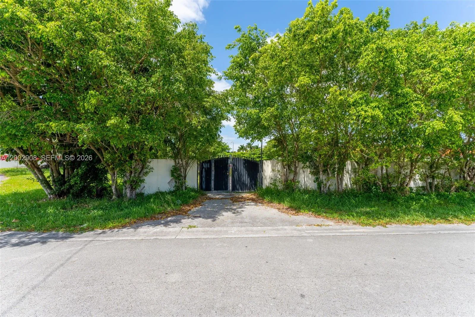 12445 SW 46th St, Miami FL 33175