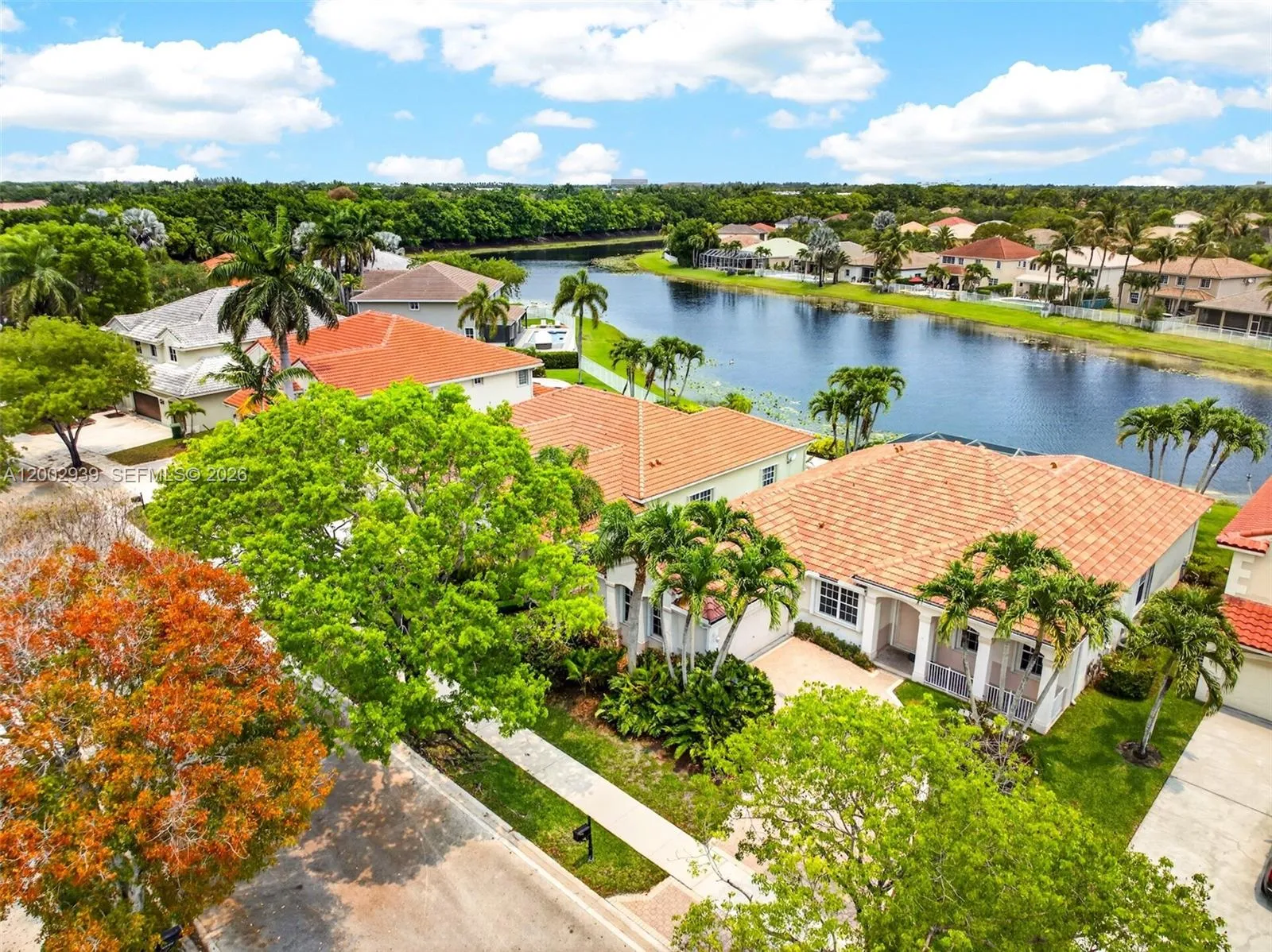 3928 Heron Ridge Ln, Weston FL 33331