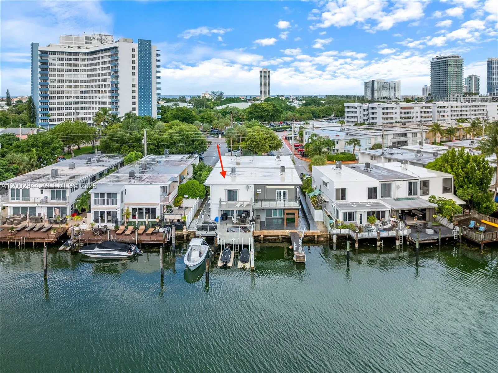 7406 Gary Ave, Miami Beach FL 33141