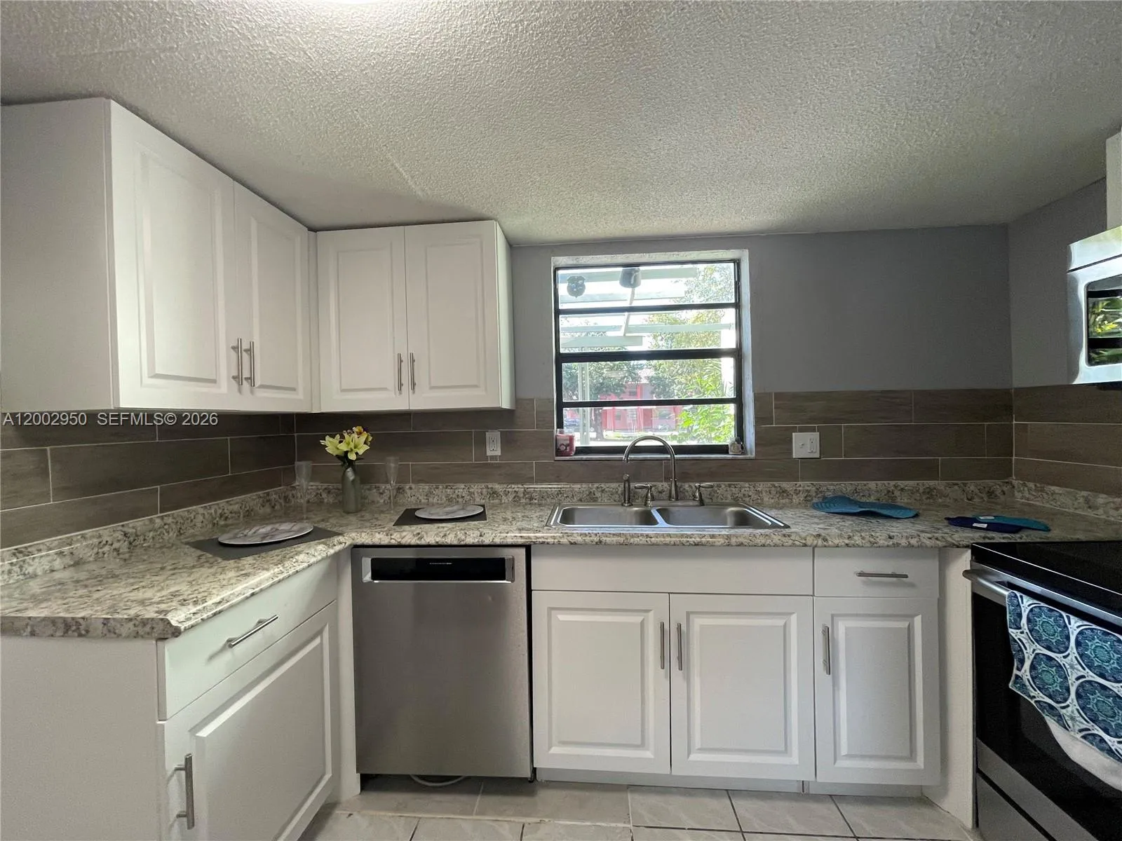 20511 NW 15th Ave # 4, Miami Gardens FL 33169