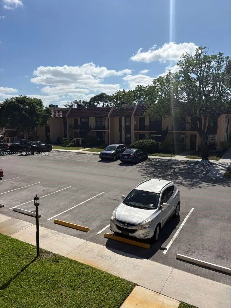 5937 Forest Hill Blvd # 204, West Palm Beach FL 33415