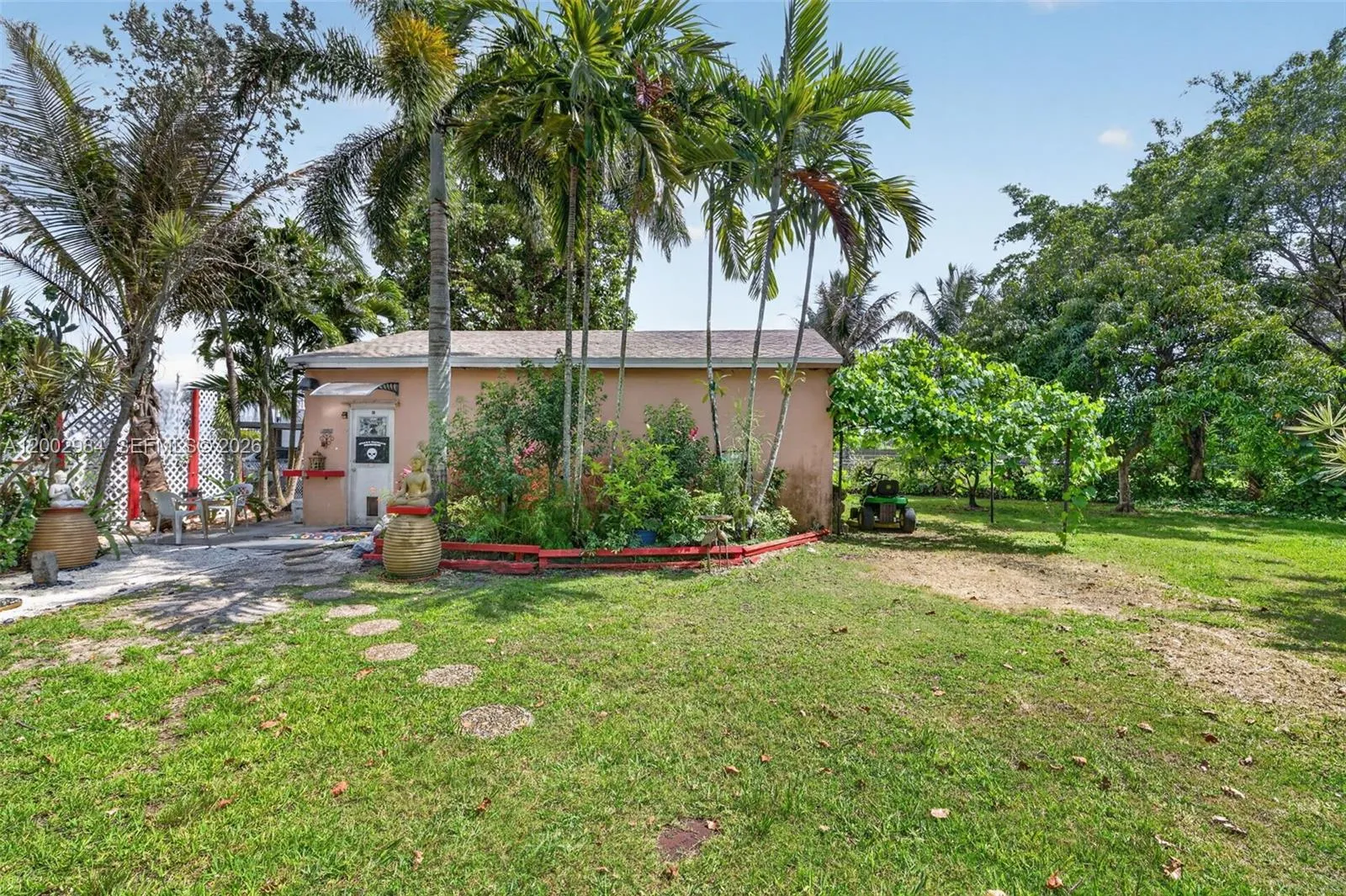 1490 NW 8th St, Homestead FL 33030