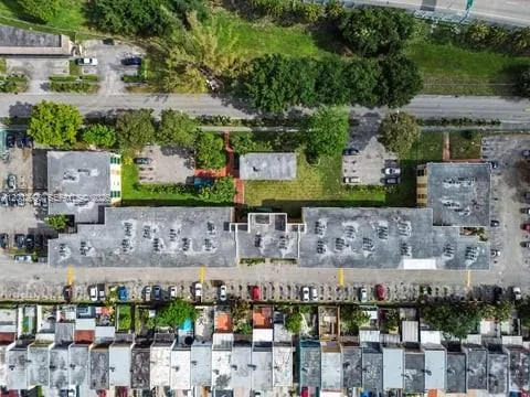 606 W 81st St # 120, Hialeah FL 33014